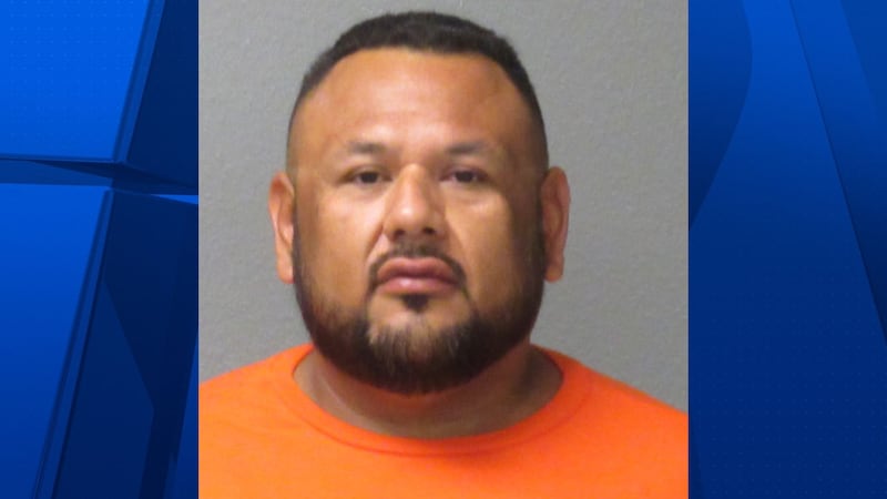 Apolinar Altamirano, convicted in a 2015 Mesa shooting, died in custody last month....