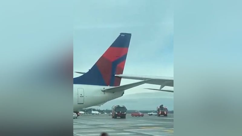 Delta Seattle airport accident