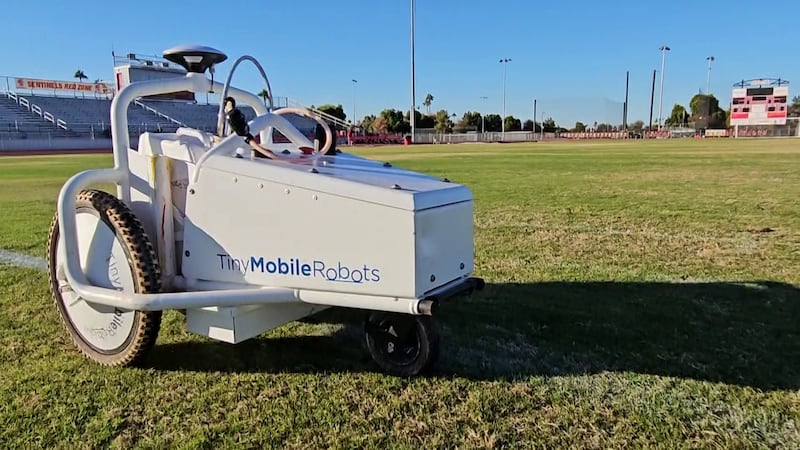 The robot uses GPS technology, similar to how cellphones work, to know its positioning.